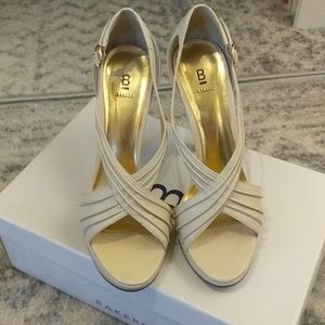 Baker's Bone Stap Heel